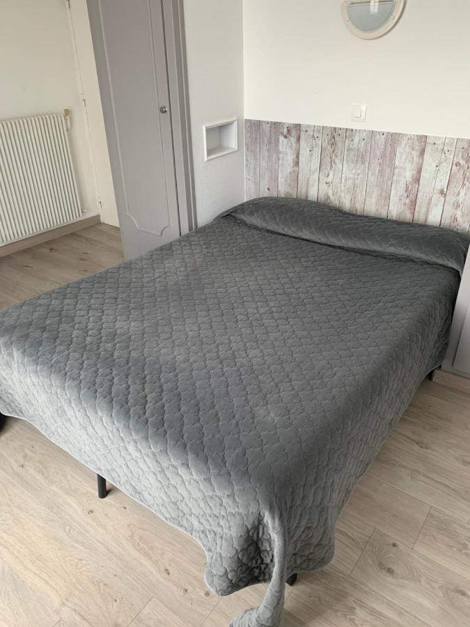 Hotel Le Canetois מראה חיצוני תמונה