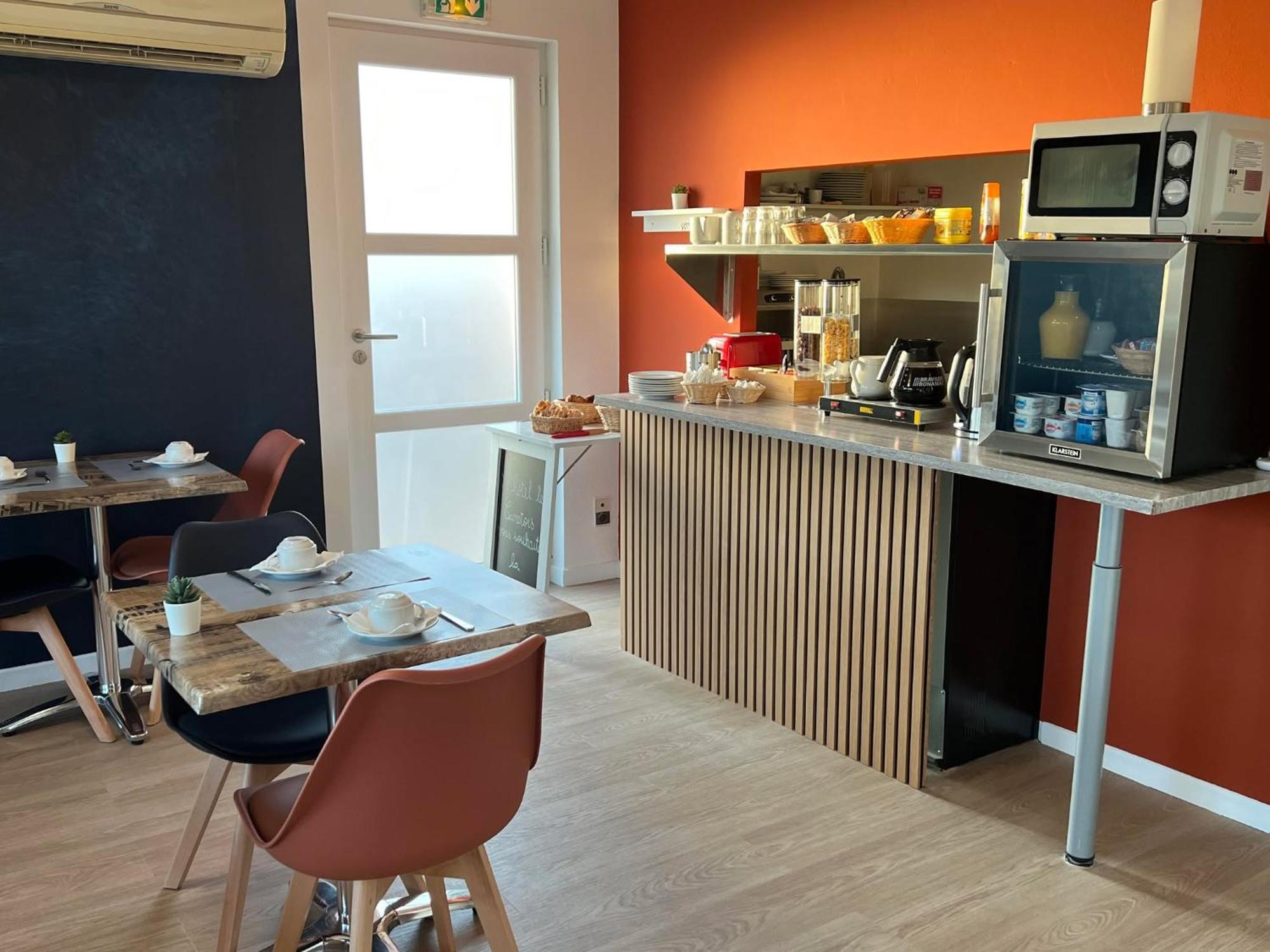 Hotel Le Canetois מראה חיצוני תמונה